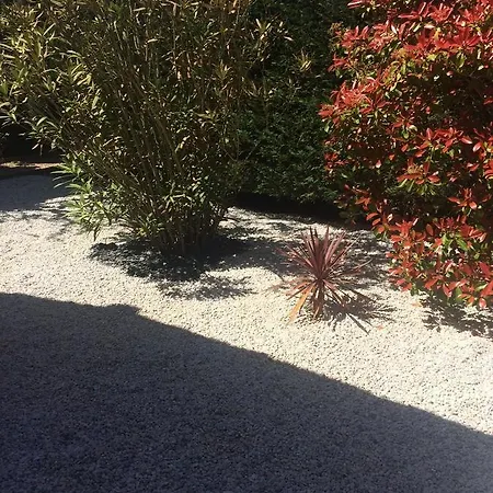 Les Passiflores Homestay